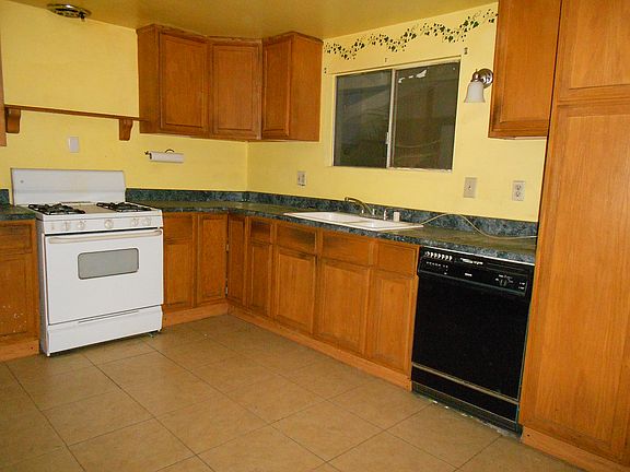 5th image of 2488 W 3rd Ave