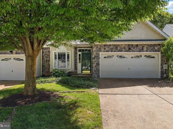 1813 Cloutier Ct, Wilmington, DE 19803