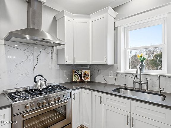 5th image of 304 Birmingham Avenue Unit 2