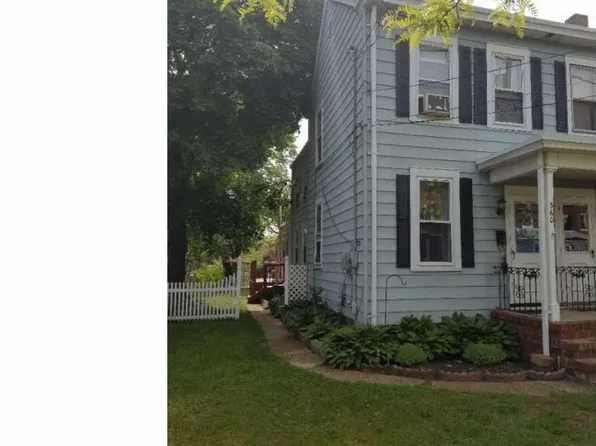 360 Oliver St, Bordentown, NJ 08505
