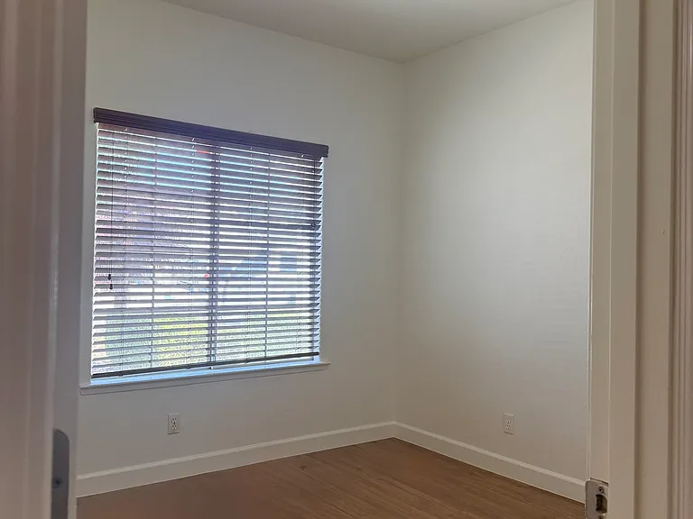 4683 W Amherst Ave — Photo 13