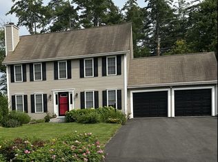 17 Dunbarton Dr, Merrimack, NH 03054