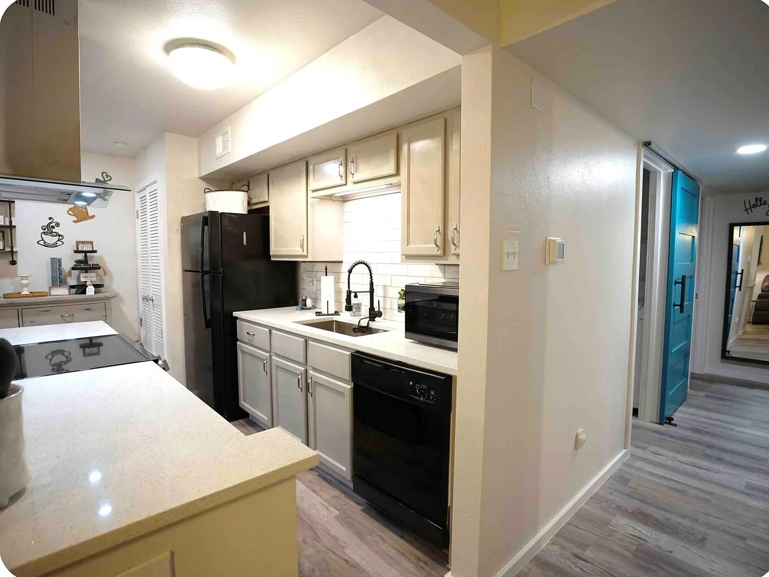 3 bed, 1546 sqft, $2,350 — Photo 4