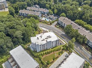 6890 Peachtree Dunwoody Rd #302, Sandy Springs, GA 30328