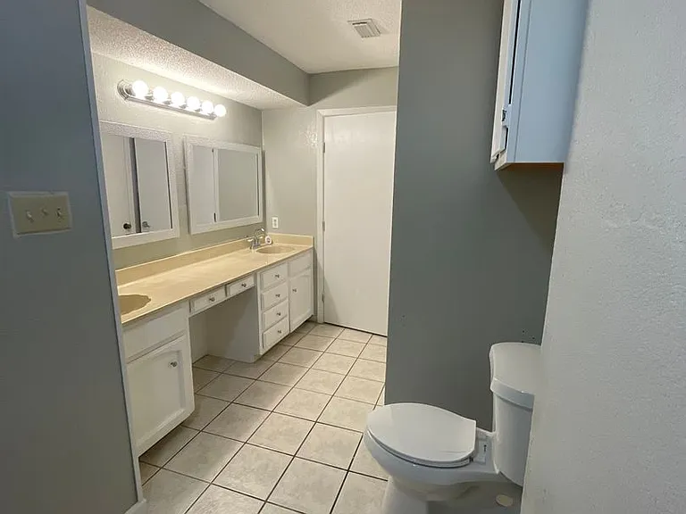 4625 Vail St — Photo 13