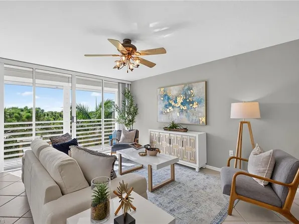 285 Naples Cove DR #1703, NAPLES, FL 34110