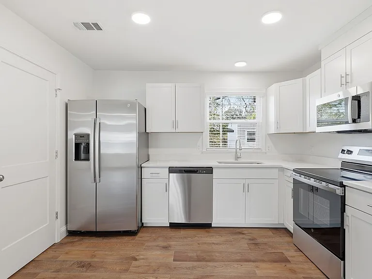 1520 Audubon Dr — Photo 10