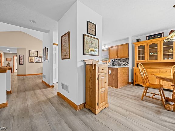 5th image of 2495 Winesap Dr