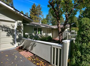 20360 Strawline Rd, Bend, OR 97702