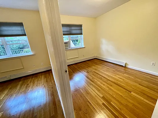 Rented by MQ Realty LLC | media 3