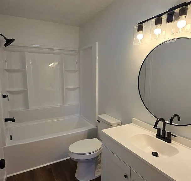454 N Central Ave #1 — Photo 4