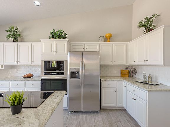 5th image of 24701 S Saddletree Dr