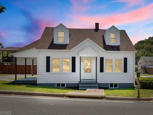 5918 Virginia Ave, Pembroke, VA 24136