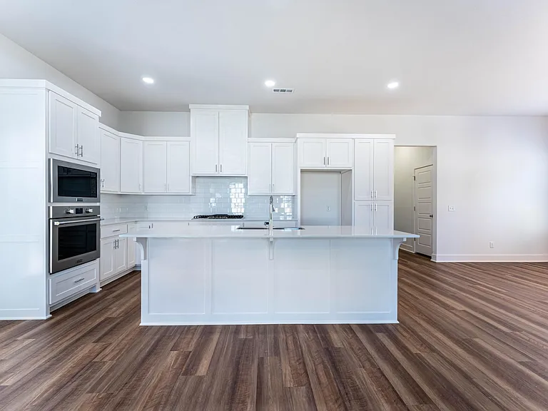 6306 Luna Ln — Photo 7