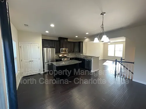 522 Pemberwich Pl Photo 1