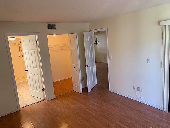 2nd image of 7806 Niagara Ave #202