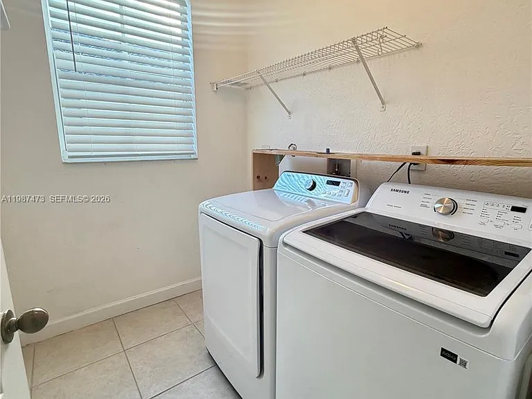 16500 SW 37th St — Photo 26