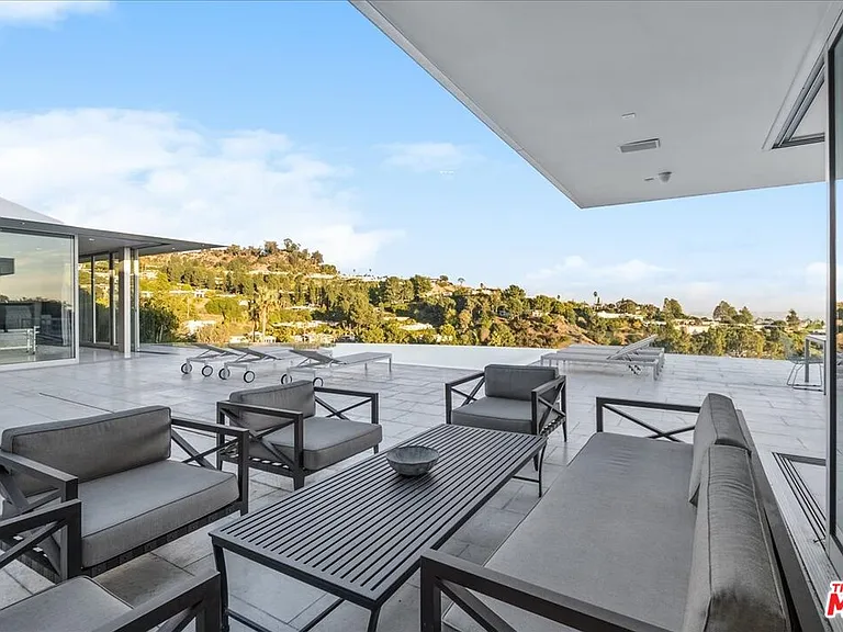 1620 Carla Rdg — Photo 4
