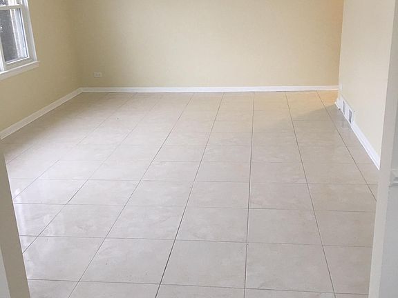 2nd image of 2342 Linden Ave