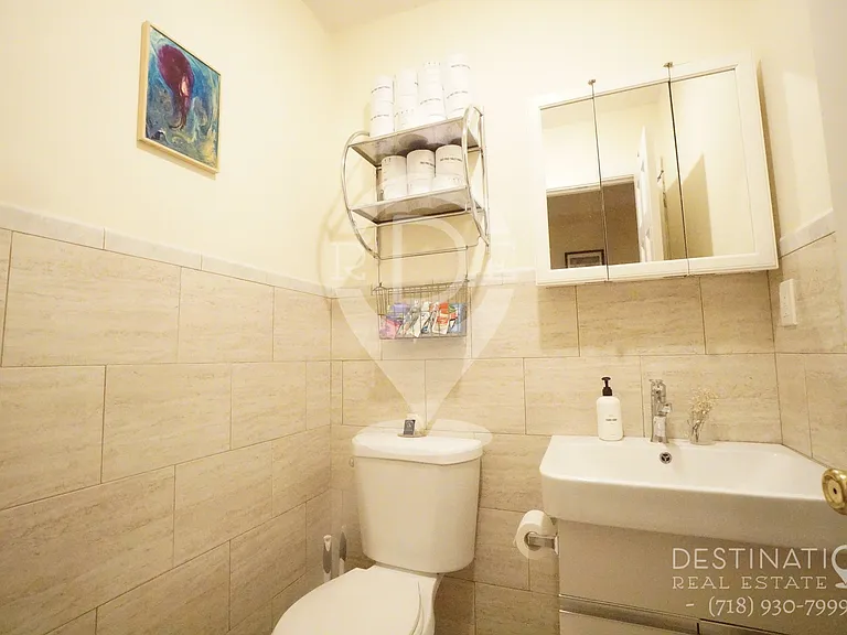 446 Bergen St #1L — Photo 15