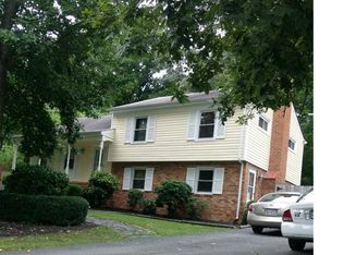 11901 Deerhurst Dr, Midlothian, VA 23113