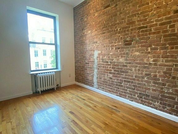 2nd image of 145 E 61st St APT 3B