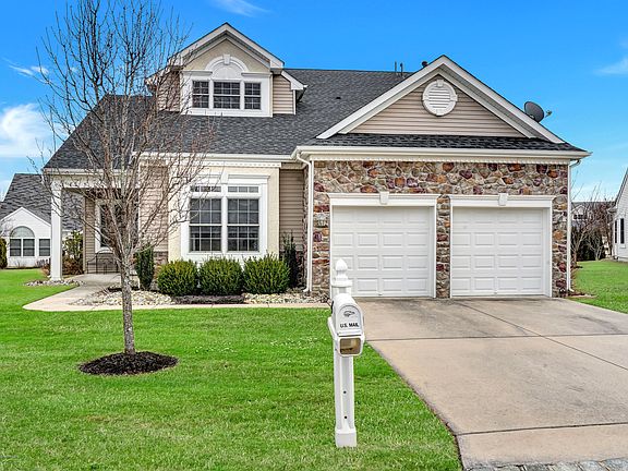 2nd image of 43 Eagleswood Dr