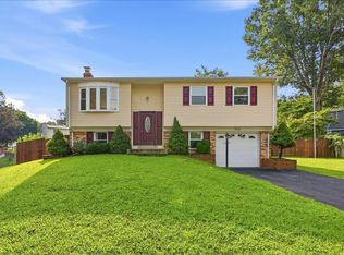 5481 Saddler Ln, Woodbridge, VA 22193