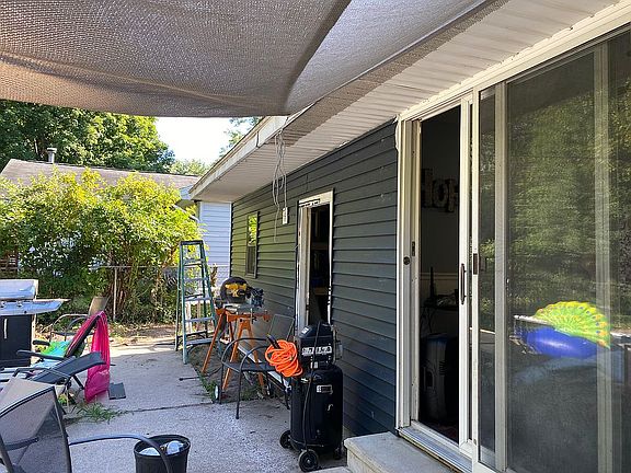5th image of 5621 Deerfield St