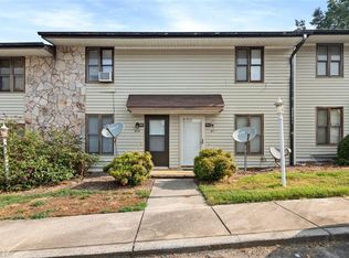 909 S Ridge Ct #160, Winston Salem, NC 27107