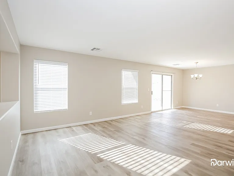 4137 Coburn St — Photo 5