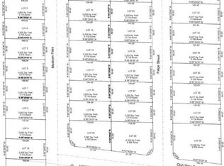 921 Country Club Dr, Seguin, TX 78155