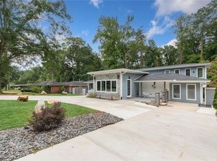 3213 Pinehill Dr, Decatur, GA 30032