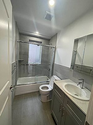 4th image of 149-35 Barclay Ave #1R
