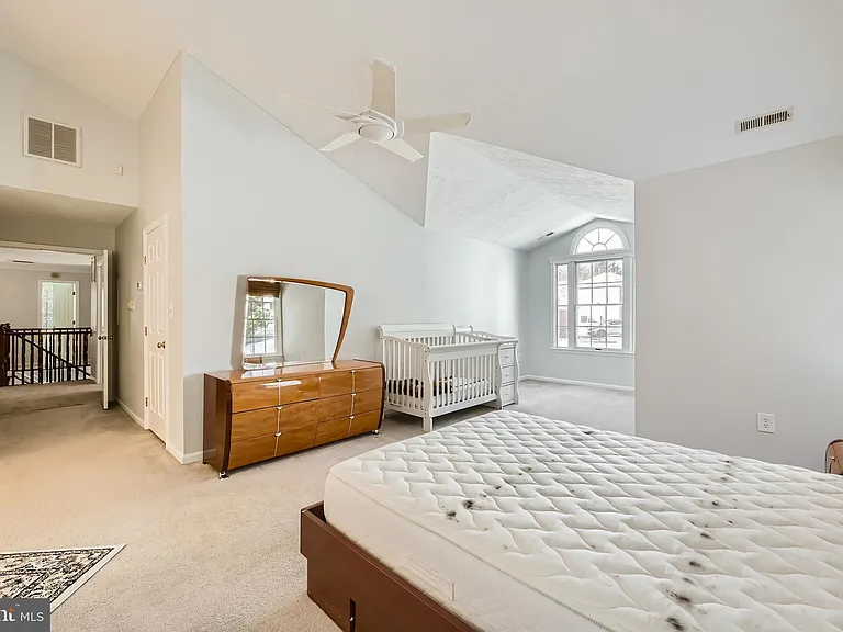 8 Sapphire Hill Ct — Photo 16