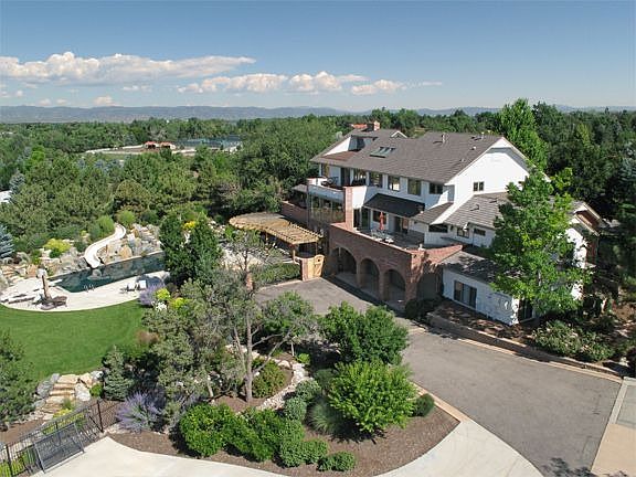 3.1 Acre Estate