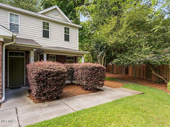 3rd image of 941 Downey Branch Lane