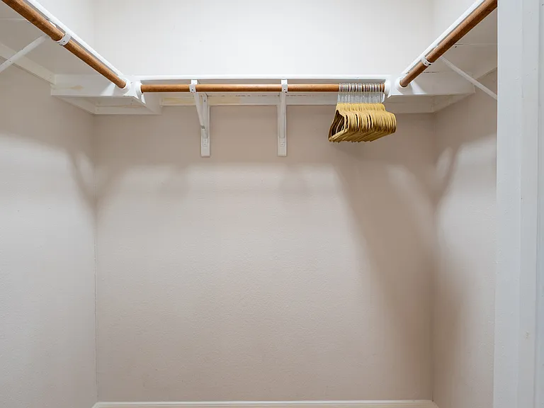 17200 Poncho Springs Ln — Photo 28