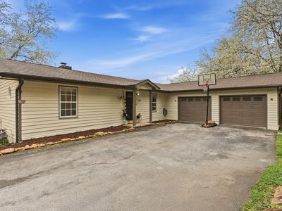 244 Highwater Rd, Soddy Daisy, TN, 37379