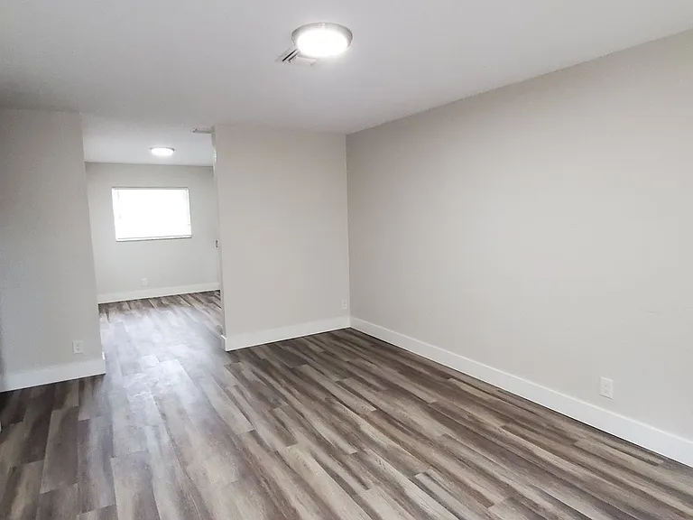 450 SW 2nd St #518 — Photo 1