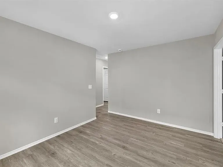 8213 Red Spruce St — Photo 25