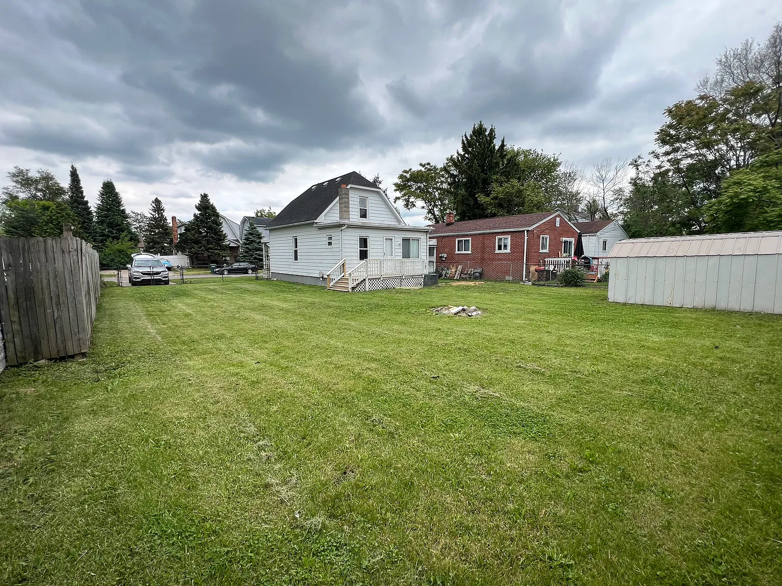 3 bed, $1,350 — Photo 3