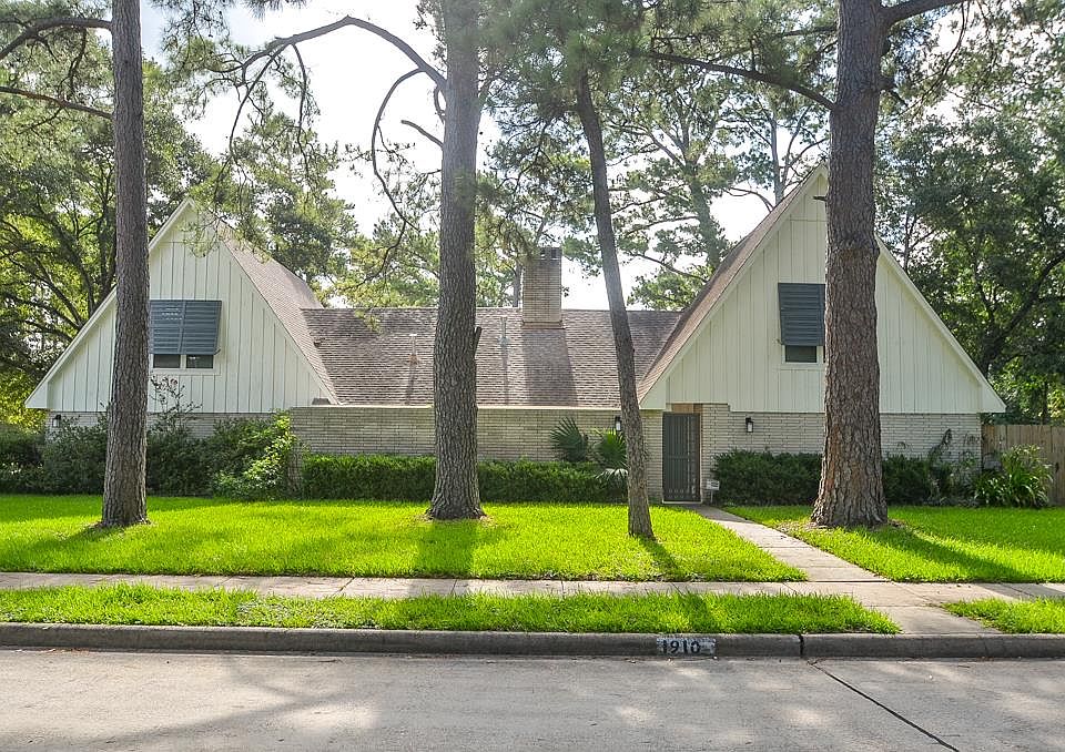 1st image of 1910 Mallard Dr