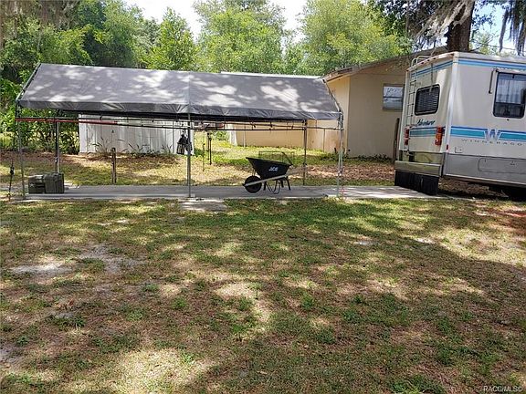 3rd image of 838 S Bel Air Dr
