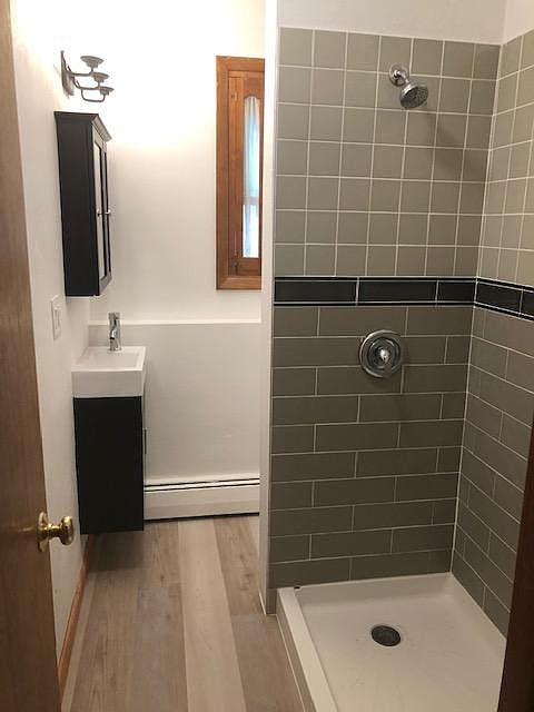 2nd image of 112 Juniper Dr #1