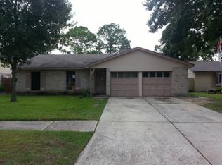 9534 Rumbling Wood Ln, Houston, TX 77086