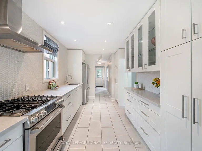 31 Brookview Dr — Photo 12