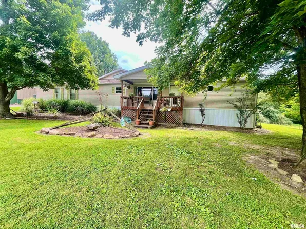 4155 Reevesville Rd, Grantsburg, IL 62943