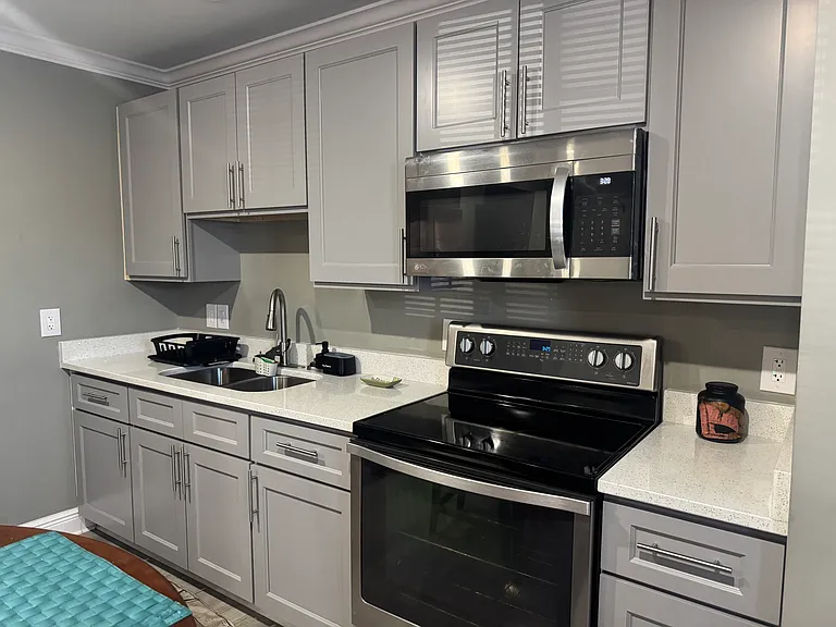 183 Howard St #183 — Photo 11