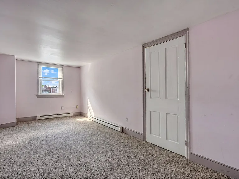 1251 Bailey St — Photo 13